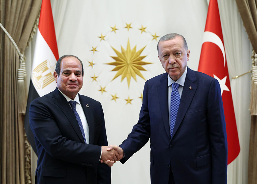 Erdogan y Al Sisi prometen trabajar juntos para un alto el fuego en Gaza