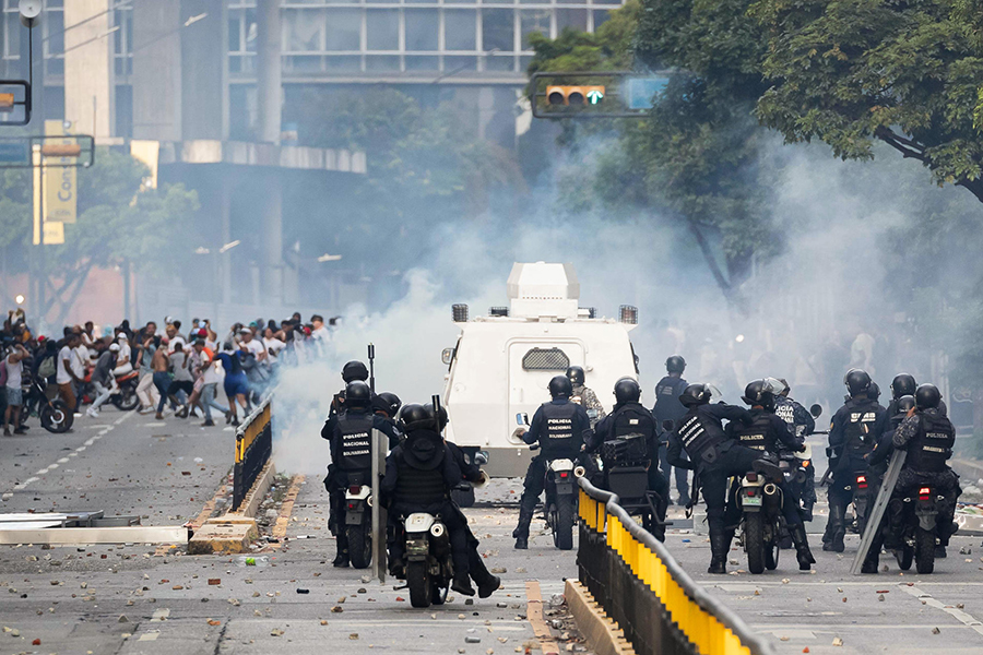 Alto riesgo de desintegración del Estado de derecho en Venezuela