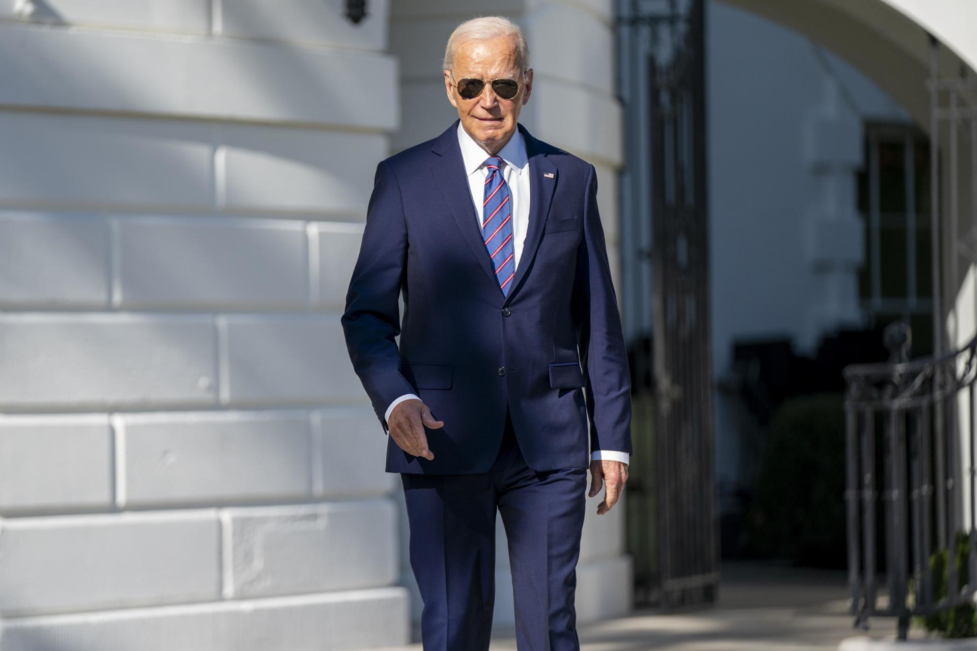 El buen Joe Biden sale por la puerta trasera