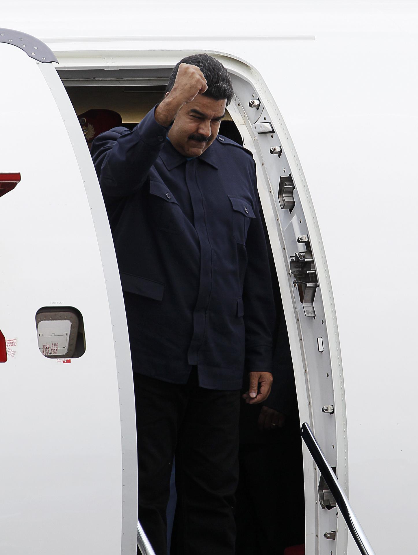 EE UU confisca el avión oficial de Maduro