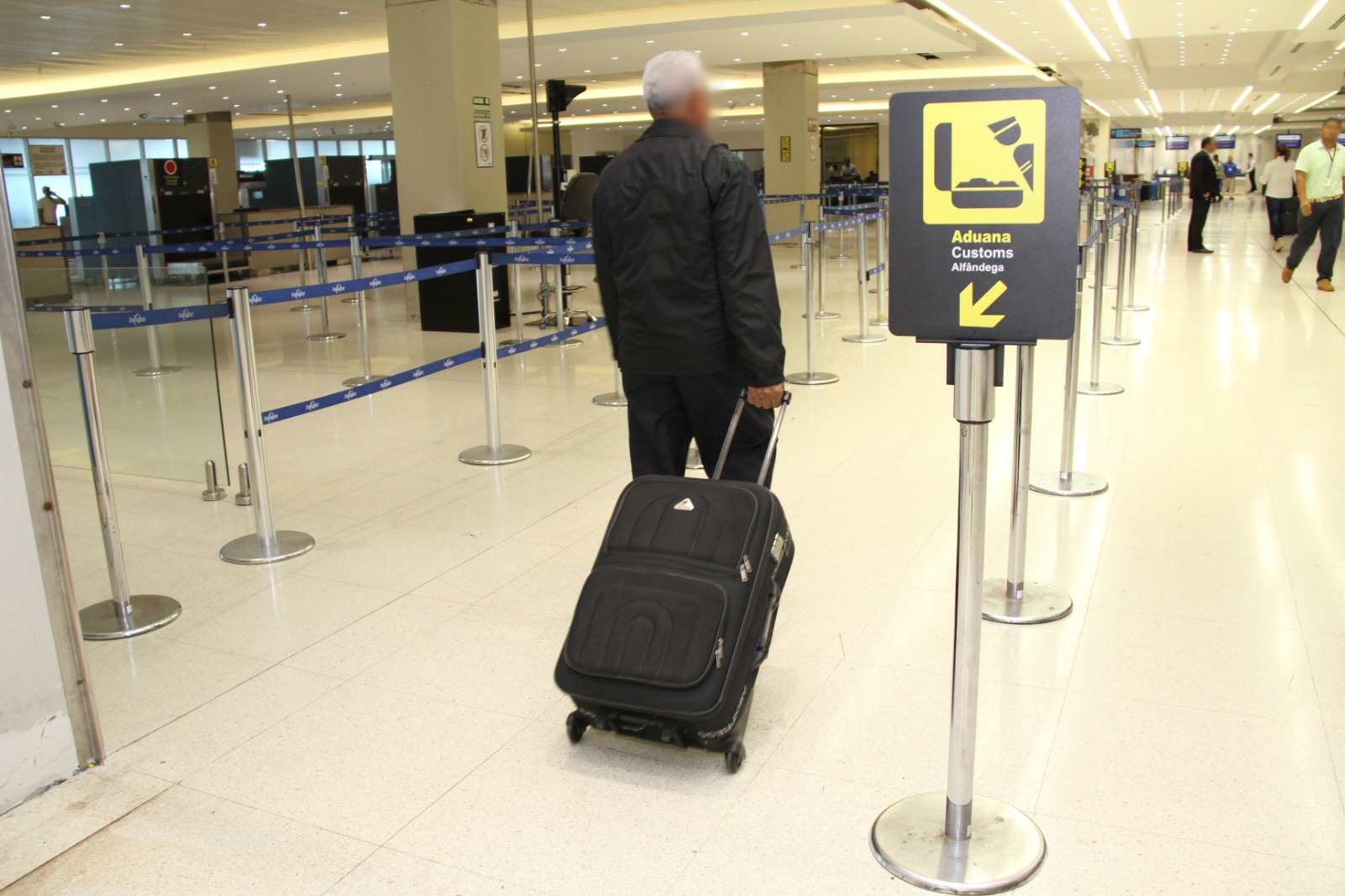 Retienen más de $80,000 a tres viajeros en el Aeropuerto de Tocumen