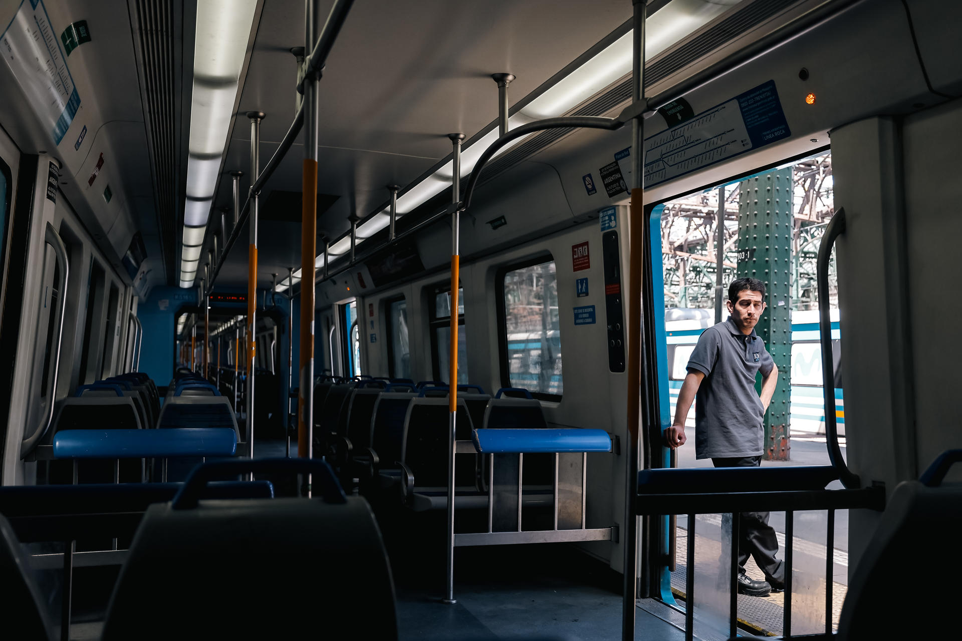 La huelga de transportes contra los recortes de Milei paraliza Argentina