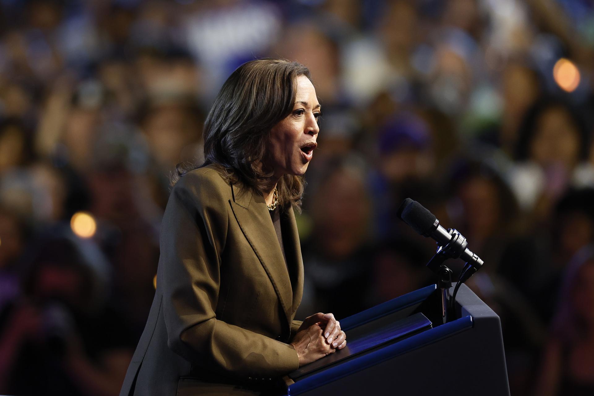 Harris defiende fortalecer los sindicatos y apoya la negociación colectiva