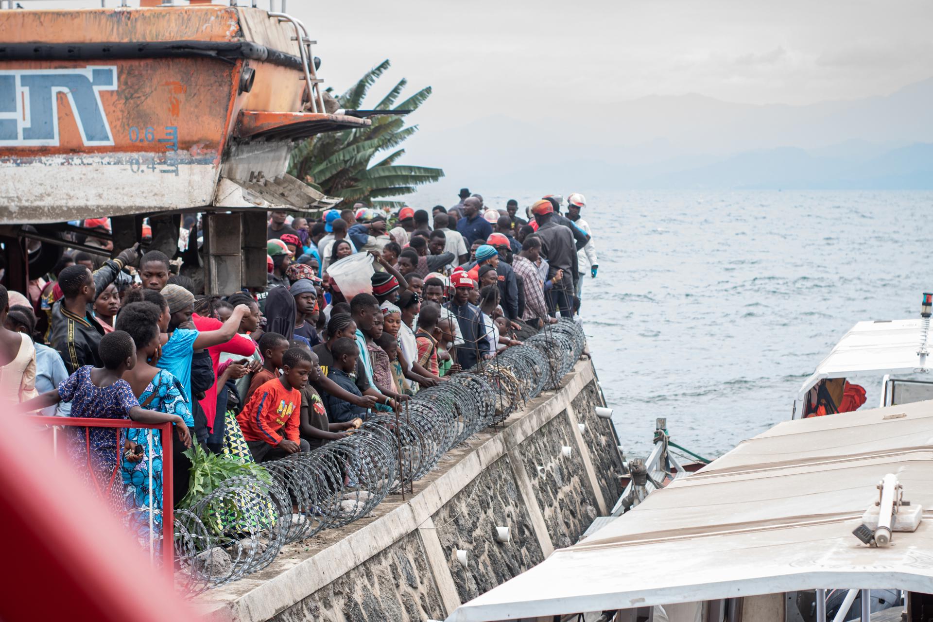 Suben a 78 los muertos y 87 personas siguen desaparecidas por un naufragio en Congo