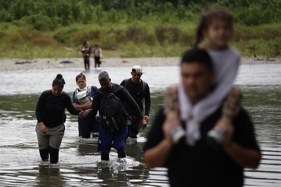 Las medidas con las que Panamá redujo a la mitad el paso de migrantes por Darién