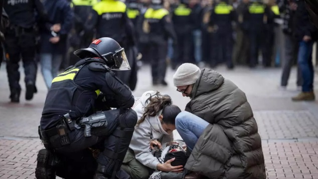 París se blinda para el partido de "alto riesgo" entre Francia e Israel tras los disturbios en Amsterdam