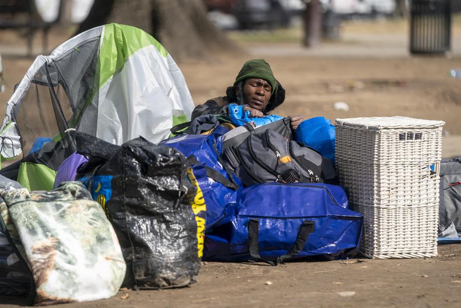 Aumenta 20% número de personas sin hogar en EE UU