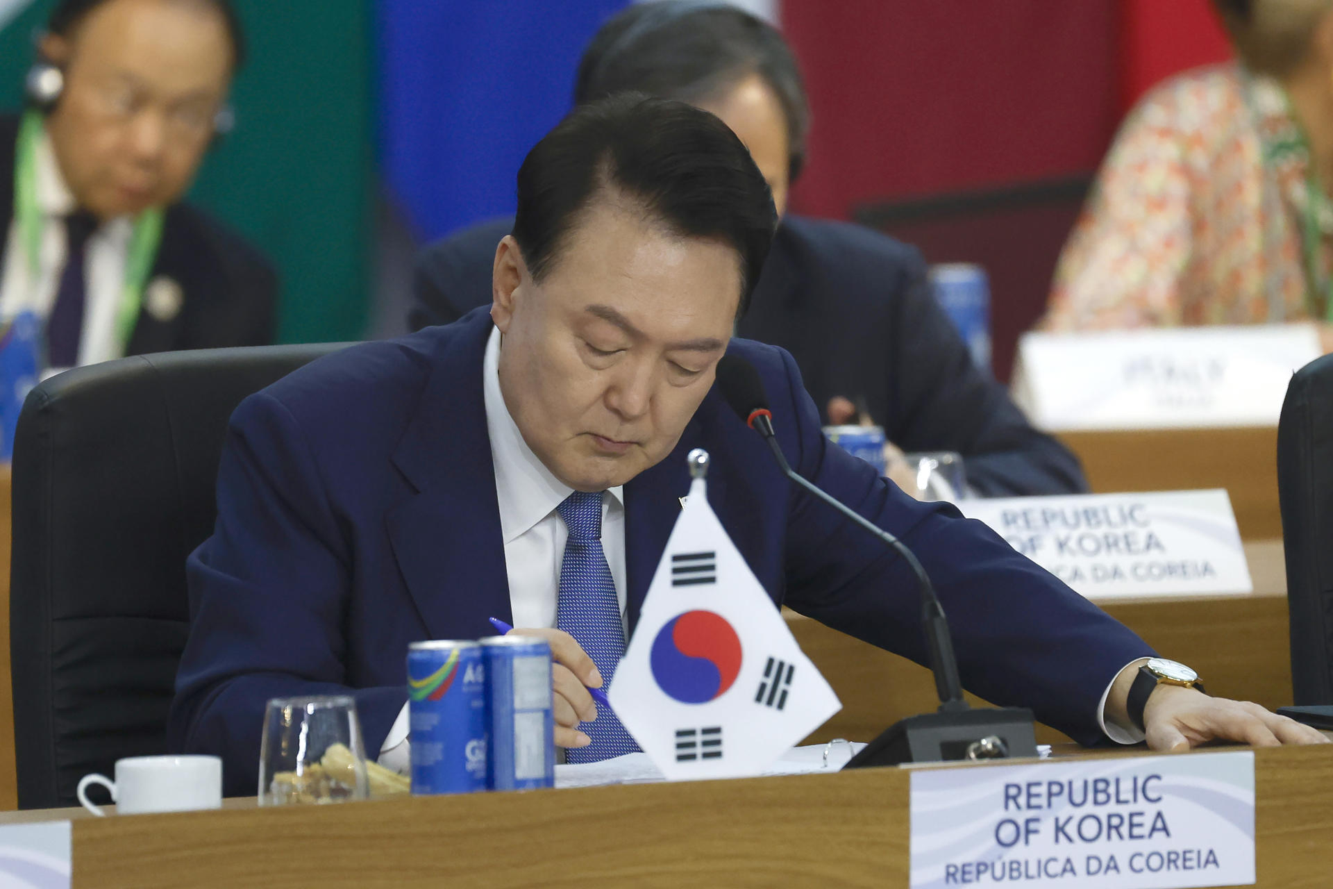 Presidente de Corea del Sur levantará la ley marcial