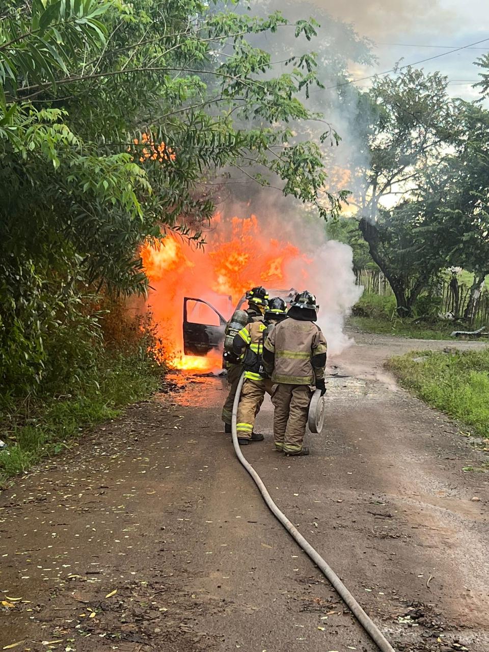 BCBRP en alerta por aumento de vehículos incendiados en el país