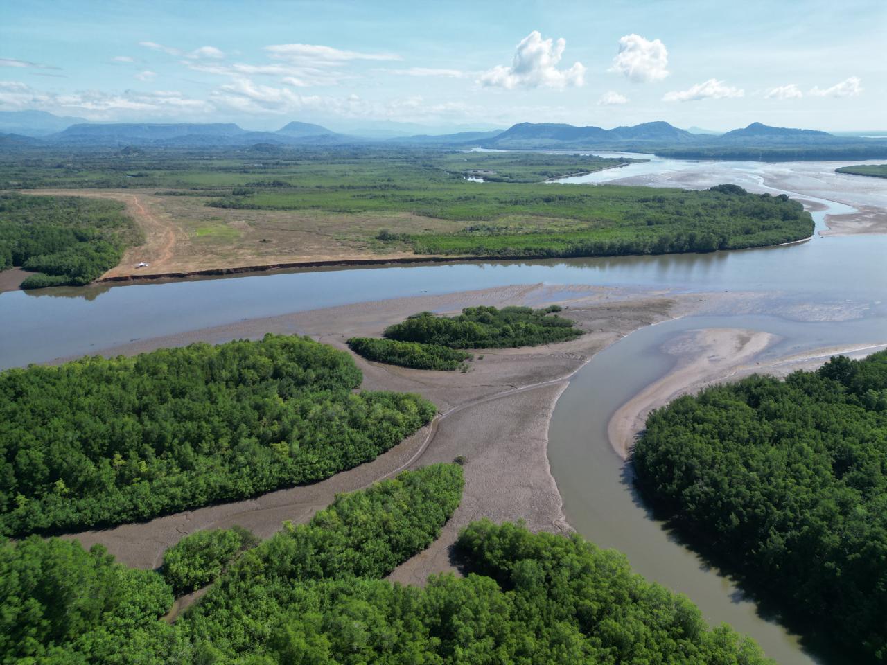 Panamá construye una terminal marina multiuso en la frontera con Costa Rica