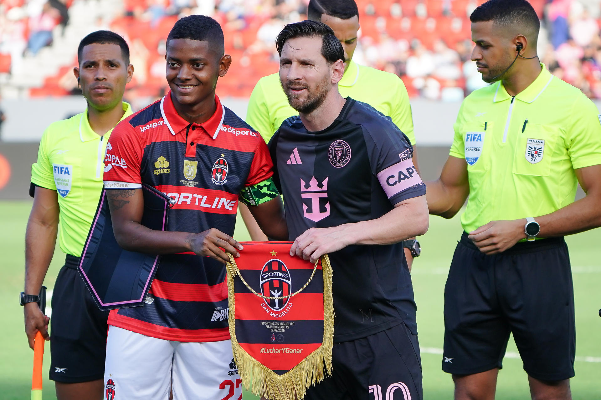 Lionel Messi maravilla a Panamá