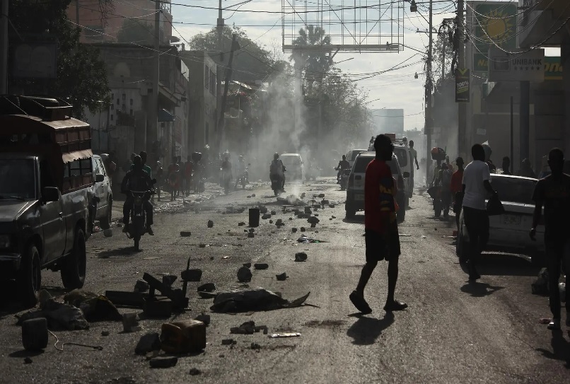 Violencia en Haiti: incendian la sede del mayor medio de comunicación del país