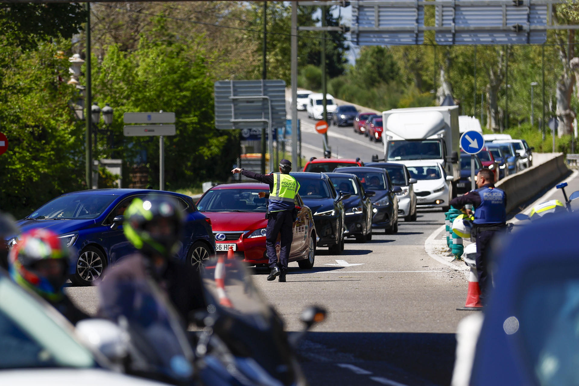 Tomará por lo menos 10 horas recuperar el suministro de electricidad