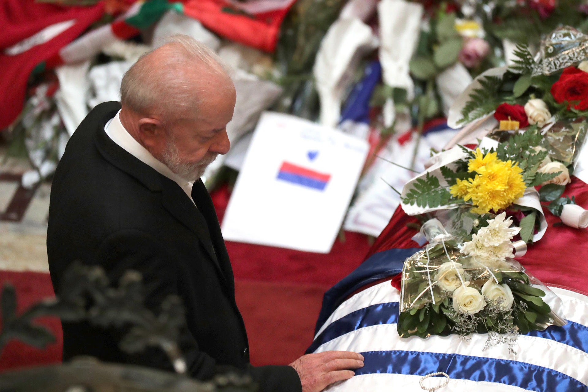 "Una persona como él no muere. Solo se fue el cuerpo": Lula se despide de su amigo Pepe Mujica