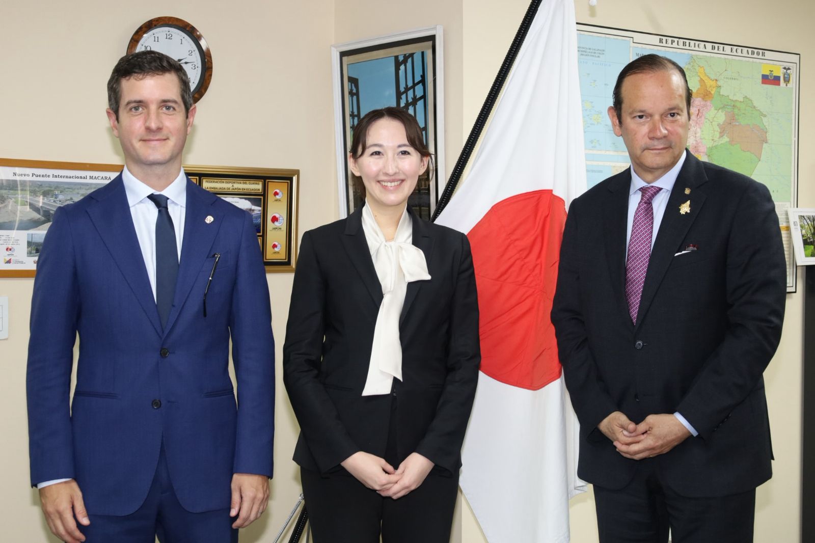 Inversiones, gestión del Canal y su independencia, aborda canciller Martínez-Acha con Arfiya Eri, viceministra de Asuntos Exteriores de Japón