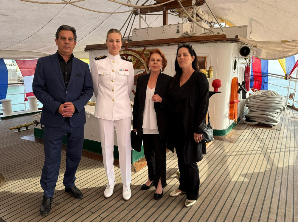 El buque escuela Juan Sebastián Elcano llega a Panamá con la princesa Leonor a bordo