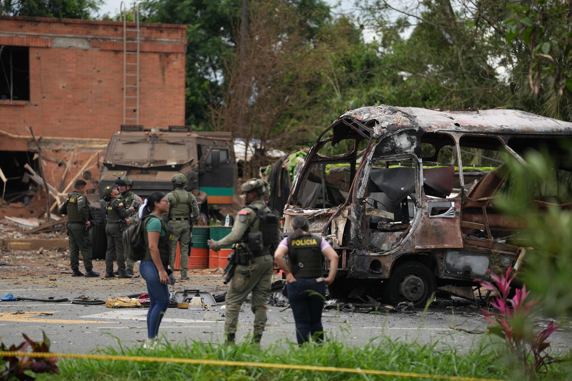 Ecuador incauta 3,750 cajas de explosivos preparadas para atentados en Colombia