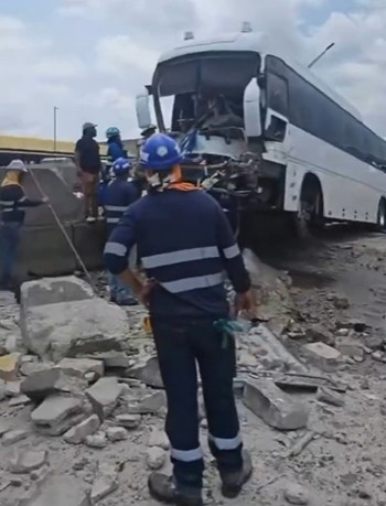 Choque de bus deja 28 heridos en el Corredor Norte frente a terminal de Albrook