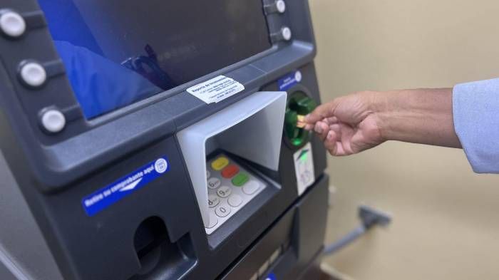 Jubilados denuncian incumplimiento del pago del segundo bono permanente por parte de la CSS