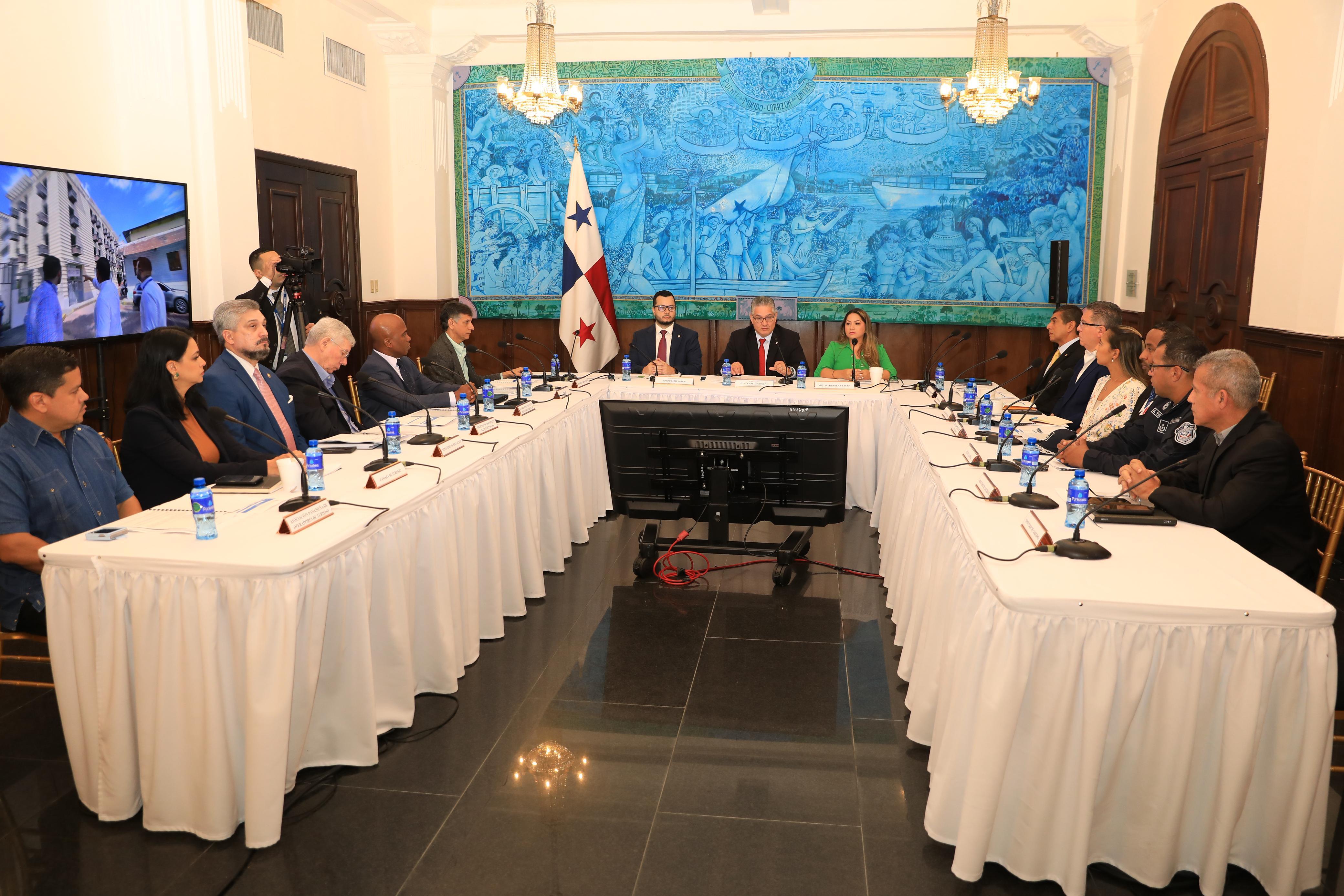 Gobierno fortalece esfuerzos para revitalizar el Casco Antiguo