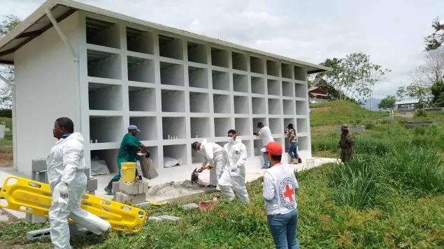 Expertos argentinos ayudarán a Panamá a identificar a migrantes fallecidos en el Darién