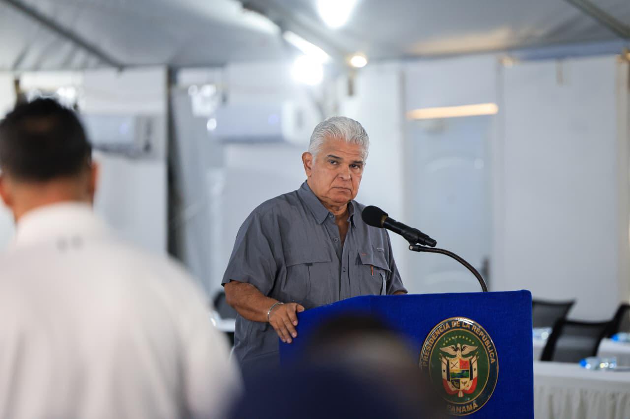 Mulino advierte al dirigente Smith que “vaya por la sombrita y se abstenga de hacer amenazas”