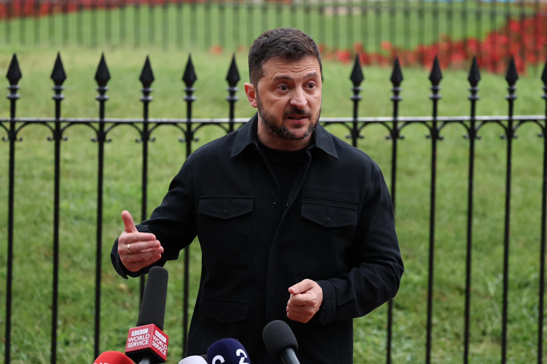 Zelenski dice que coordinará con Francia, Reino Unido y Alemania su respuesta al plan de Trump