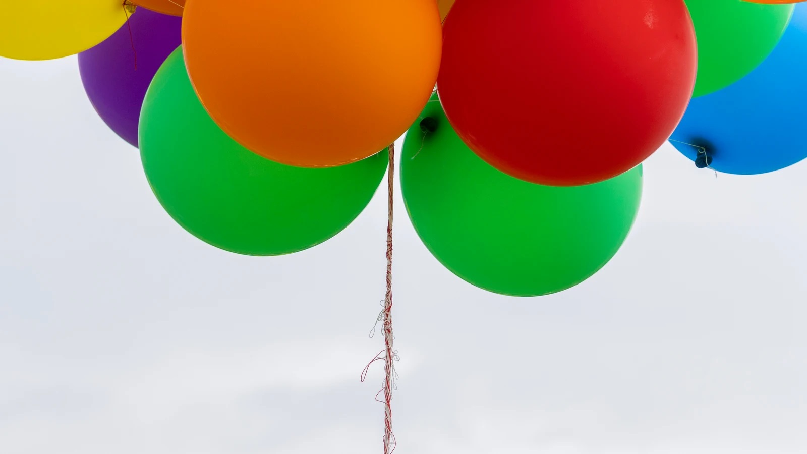 Político italiano declara que la homosexualidad y la transexualidad son "enfermedades"