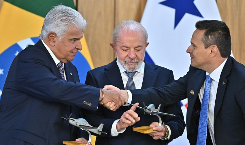 Panamá compra cuatro aviones a Brasil para reforzar la lucha contra el narcotráfico