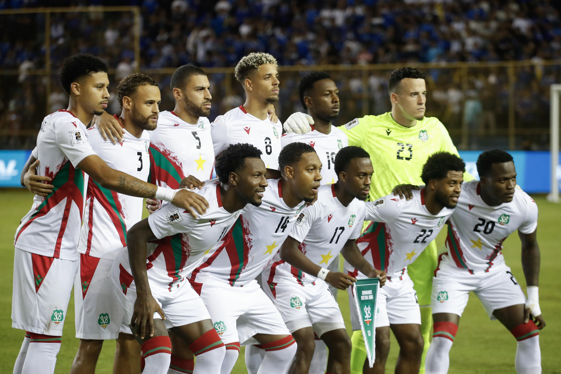 Surinam sorprende a El Salvador con histórica victoria en el Cuscatlán