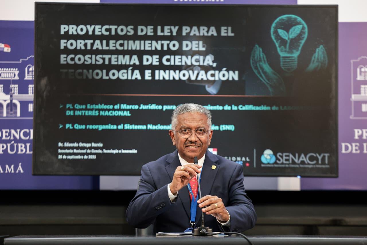 Aprueban dos iniciativas para fortalecer la investigación científica y tecnológica en Panamá