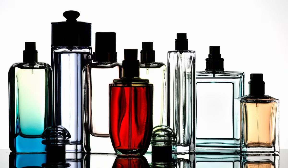 MINSA ordena retiro de perfumes y cosméticos con compuestos cancerígenos