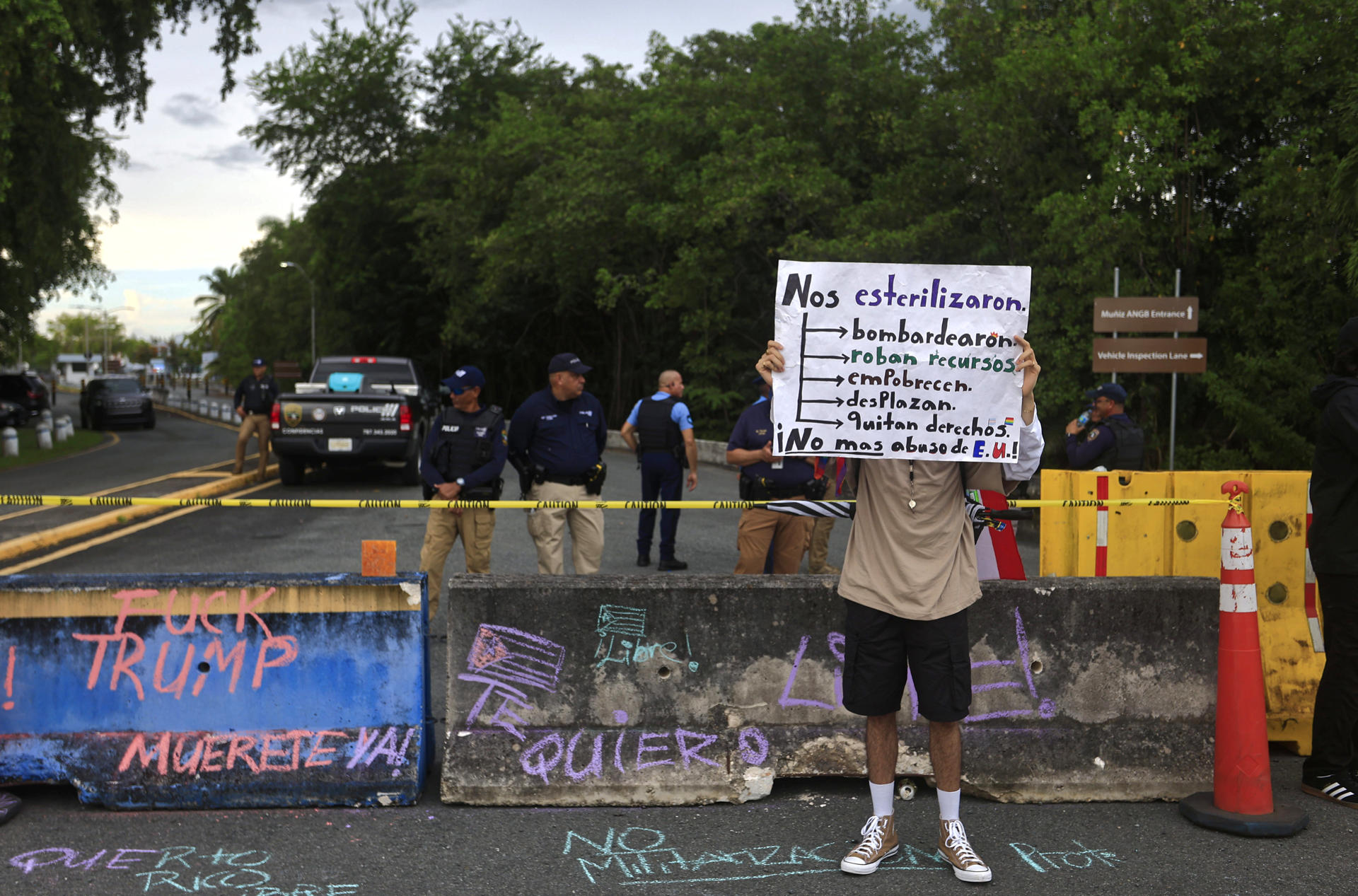 Puertorriqueños se movilizan contra la Marina de EE UU entre tensión en el Caribe