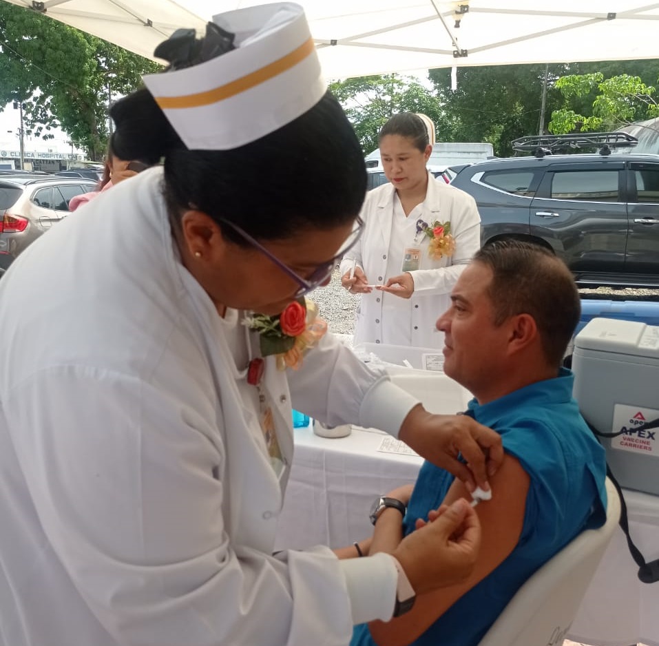 MINSA descarta incluir vacuna contra el dengue en el esquema oficial