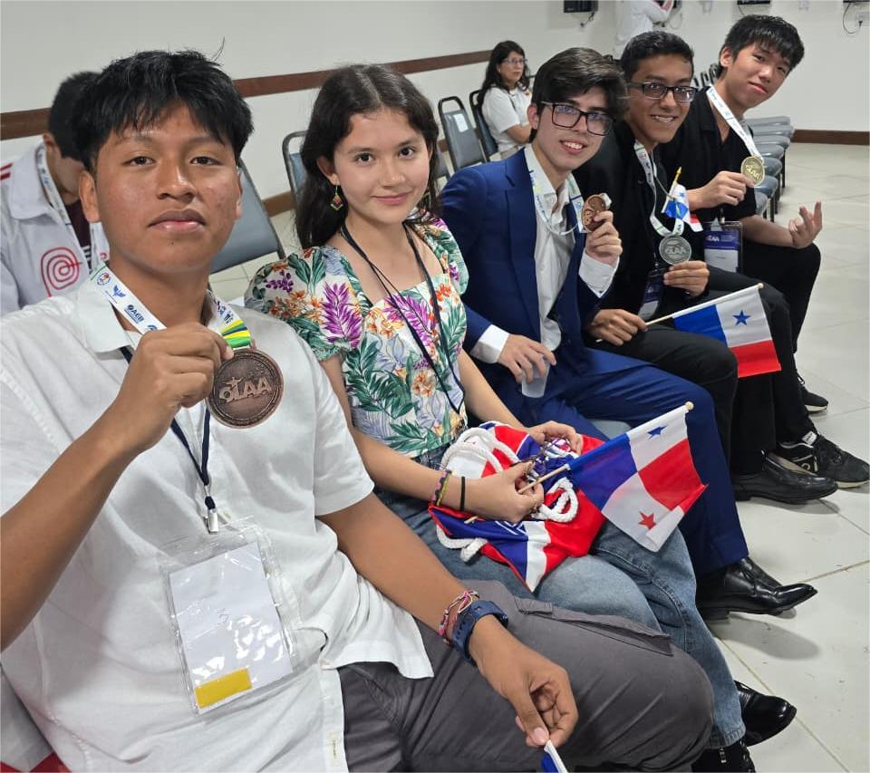 Jóvenes panameños brillan en Olimpiada Latinoamericana de Astronomía y Astronáutica