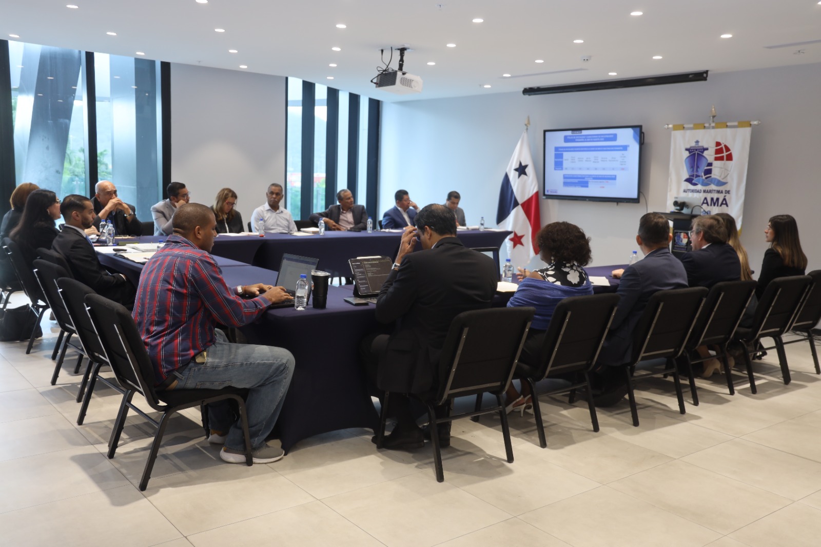 Contratación de marinos panameños en el 2025 crece 11%