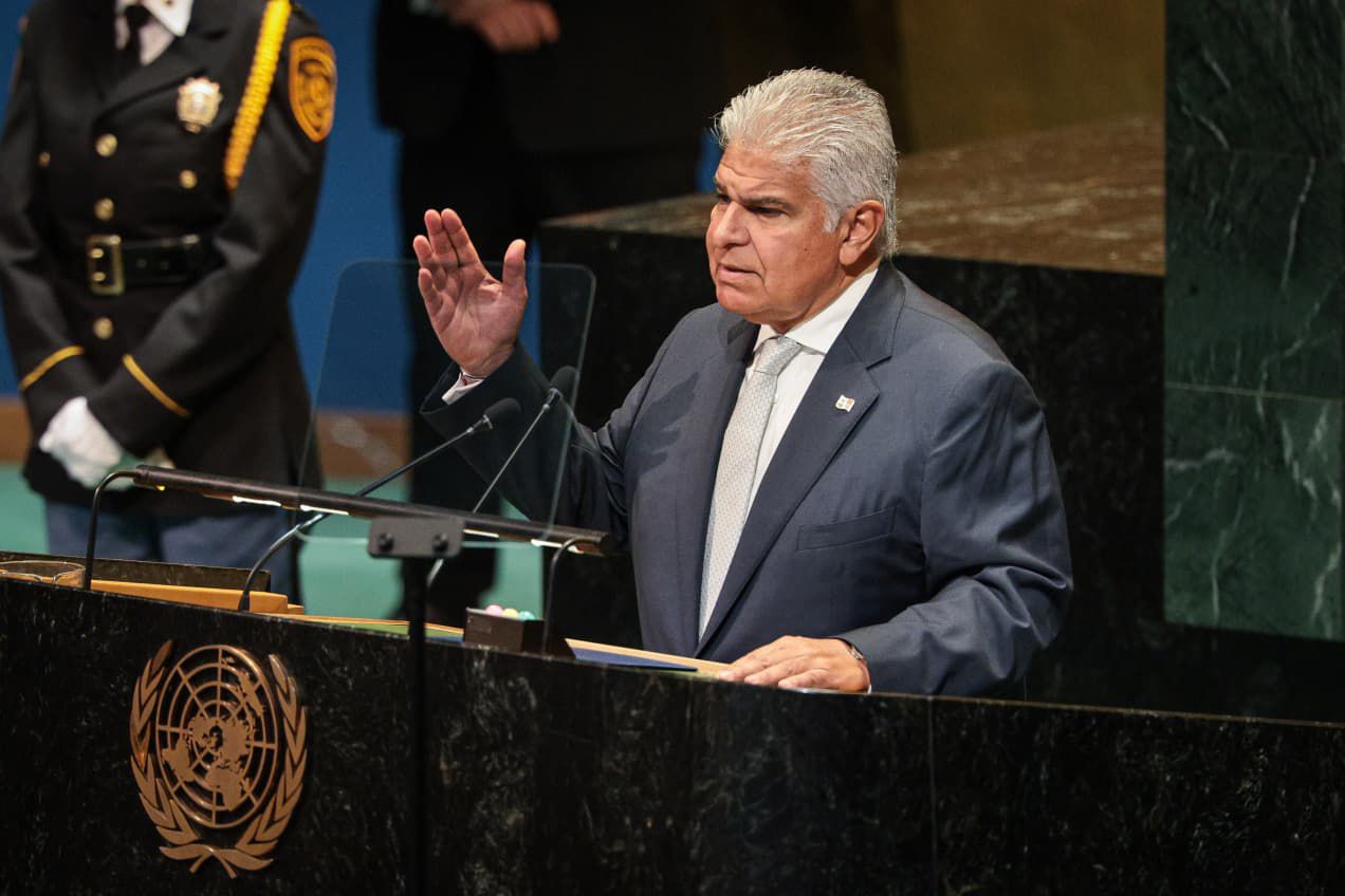 Presidente Mulino es operado con éxito del hombro en Nueva York