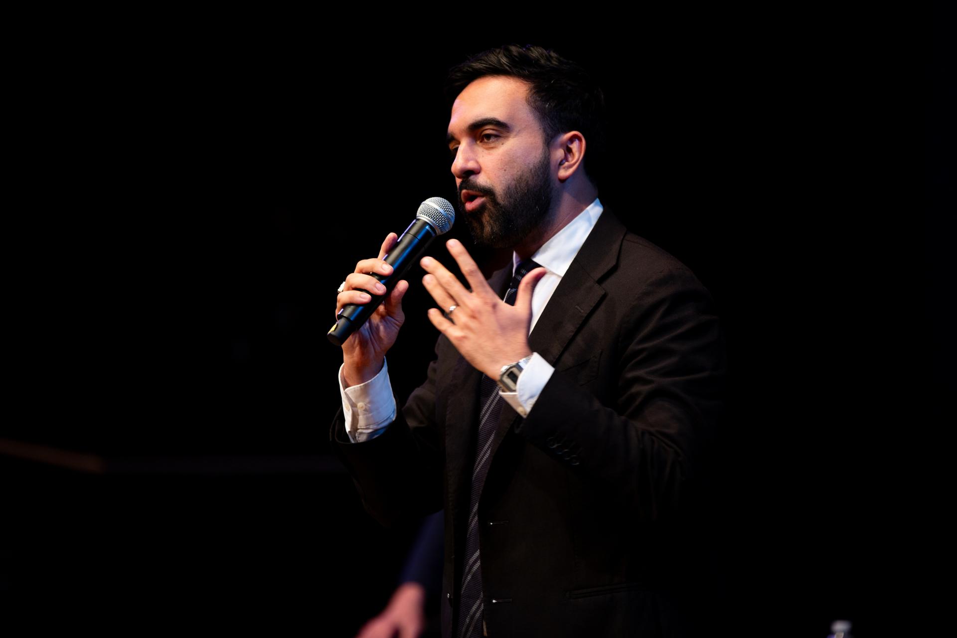 Trump advierte que bloqueará fondos para Nueva York si Mamdani se convierte en alcalde