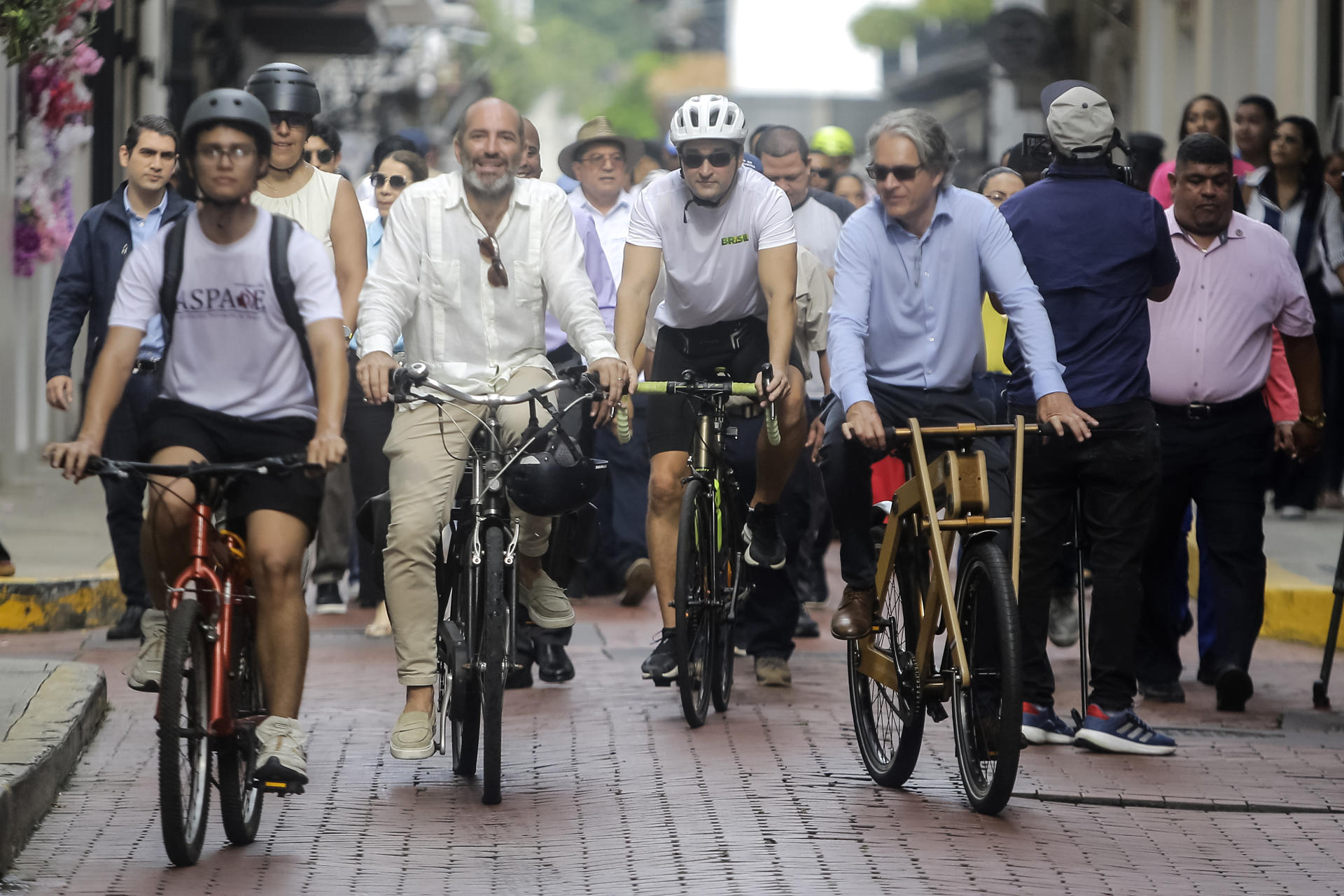 Embajadas europeas en Panamá celebran el Día Internacional Sin Auto en el Casco Antiguo