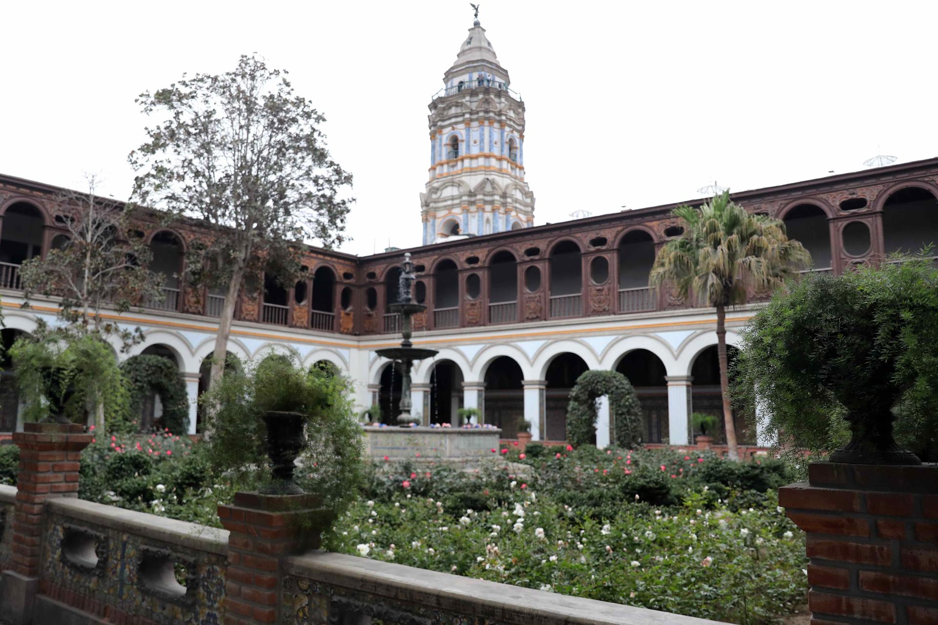 El primer convento fundado en Lima atrae a turistas tras su restauración