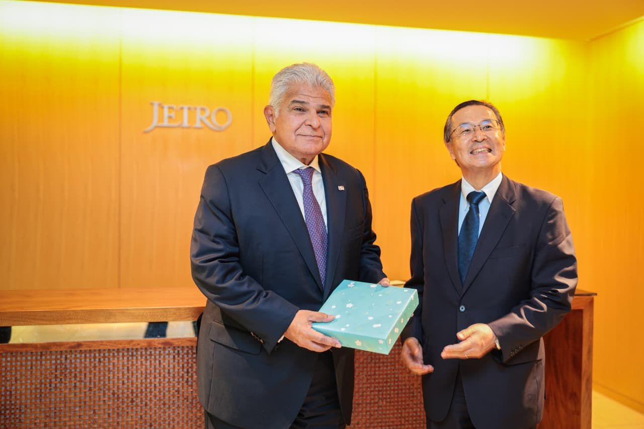 Mulino se reúne con la organización japonesa JETRO