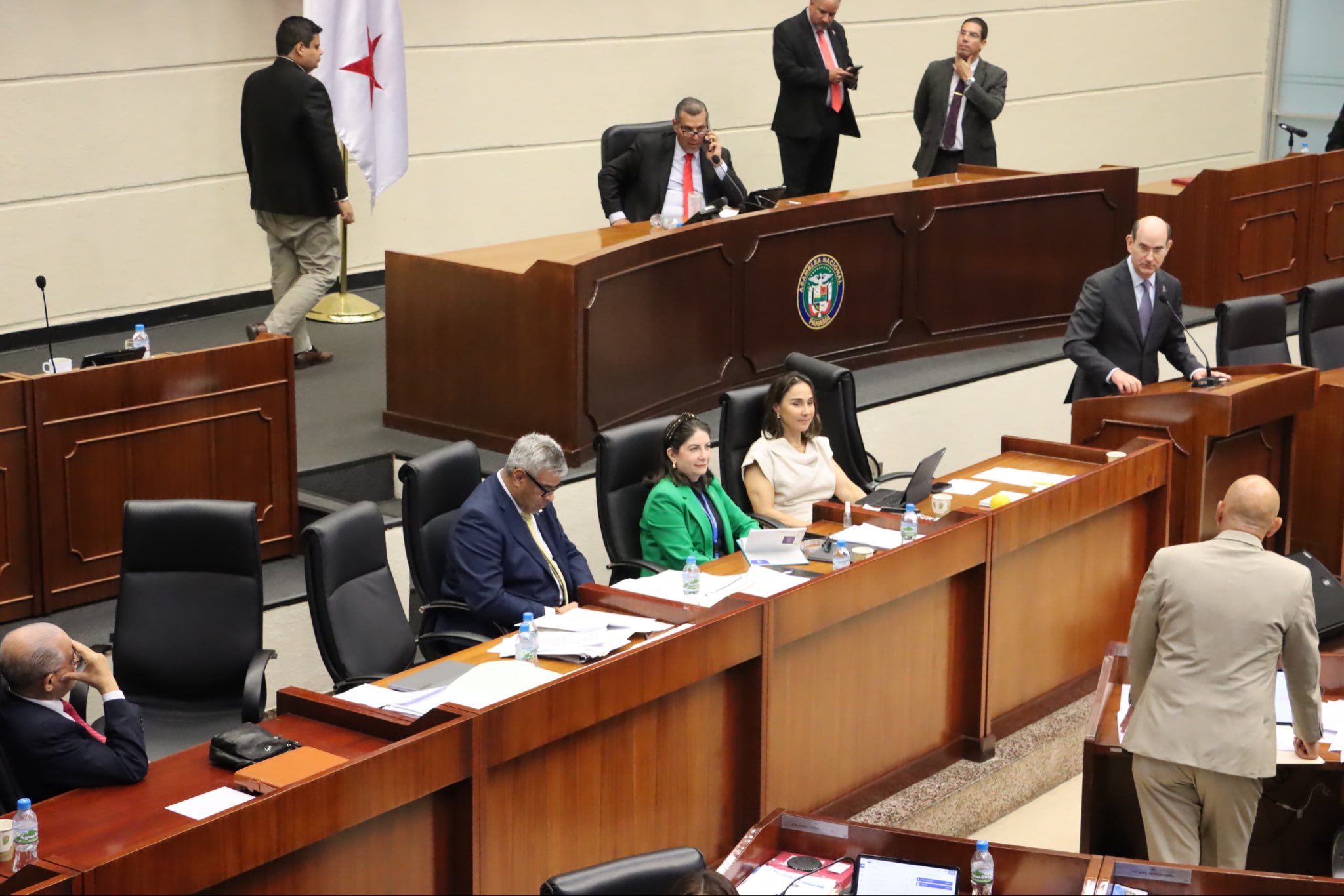 Asamblea Nacional aprueba en segundo debate el presupuesto 2026