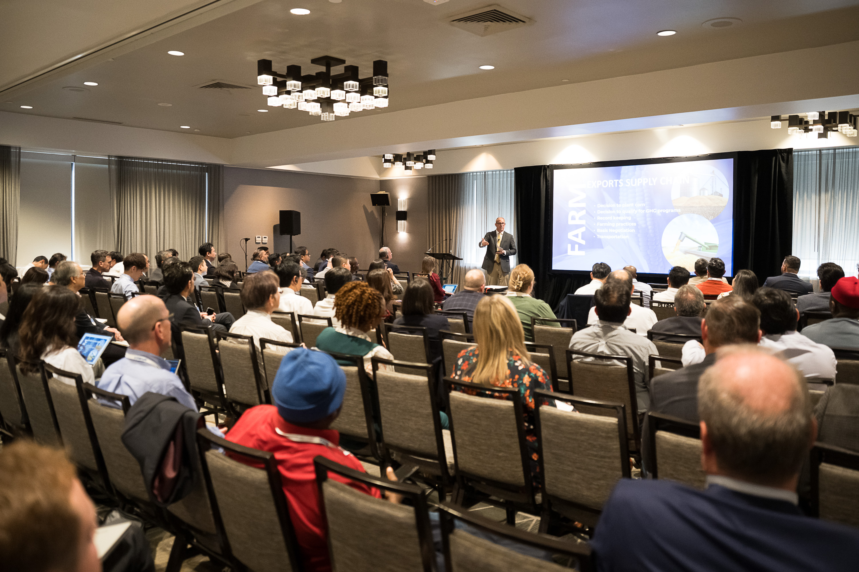 Panamá busca integrarse al mercado global de biocombustibles con el impulso del bioetanol