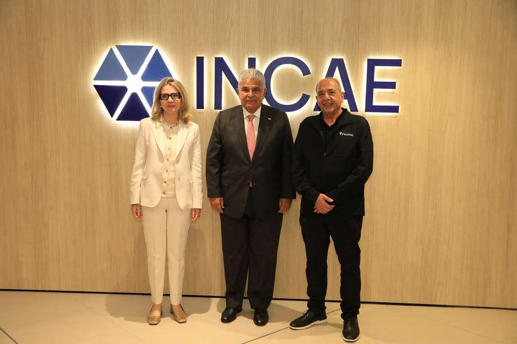 Mulino destaca fortaleza de la economía panameña en lanzamiento de la alianza INCAE-Ficohsa