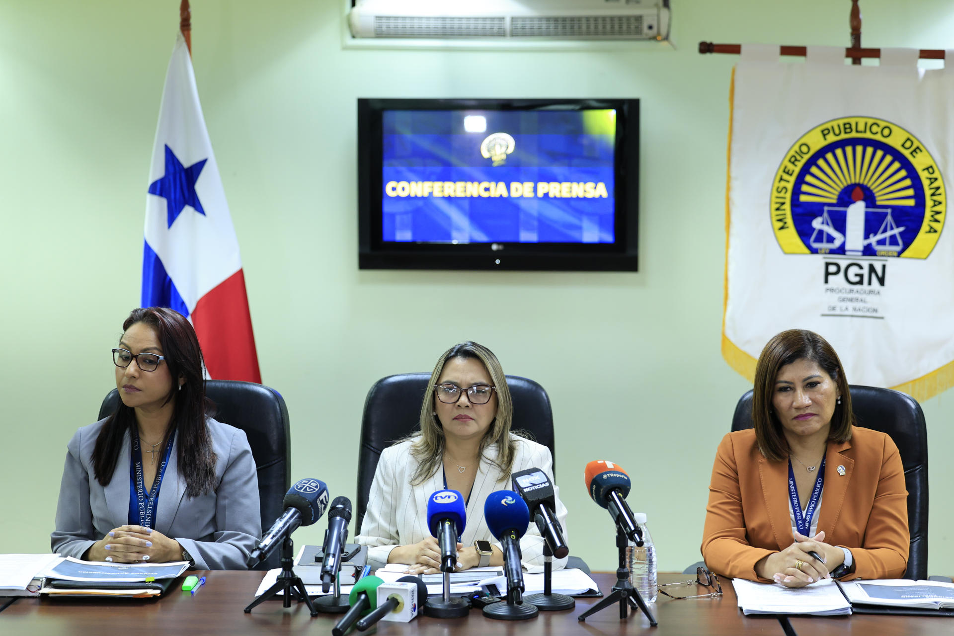 Fiscalía investiga a "influencers" beneficiados con auxilios económicos