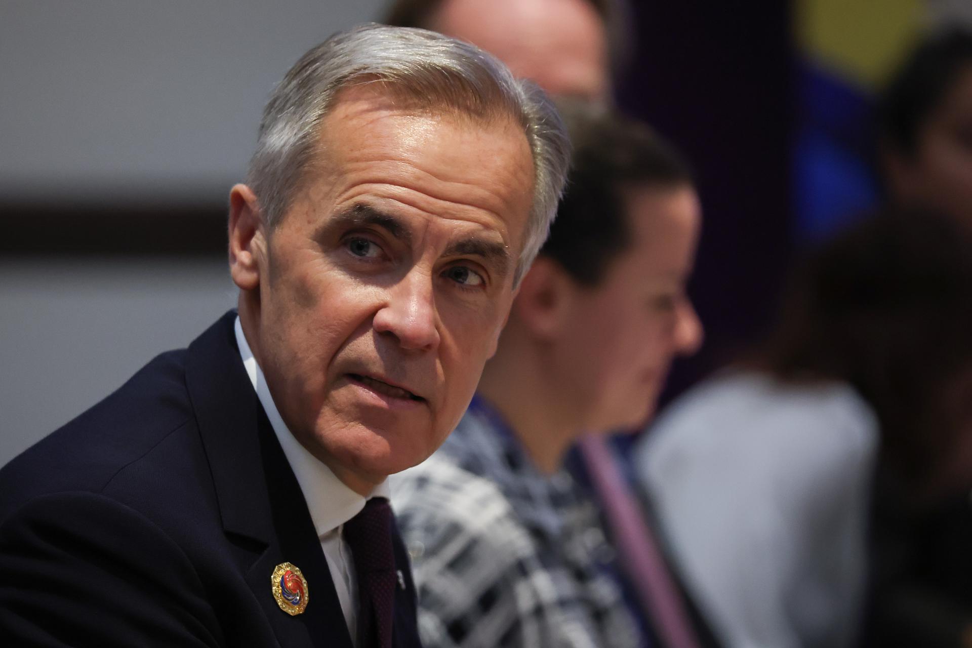 Carney dice que Canadá "está listo" para negociar con EE UU cuando Washington quiera