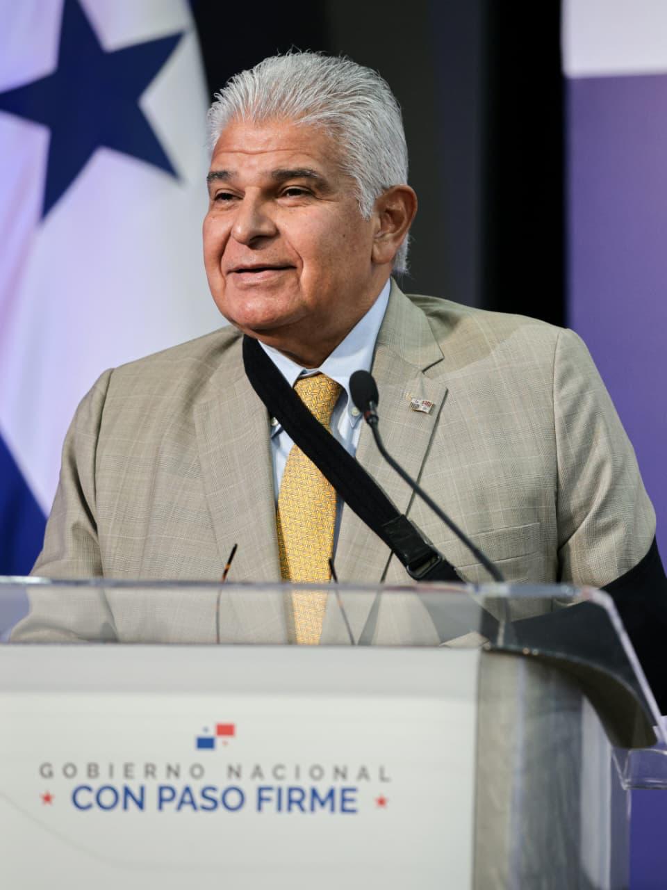 Continúa acuerdo del gobierno con Univisión, tras los Premios Juventud