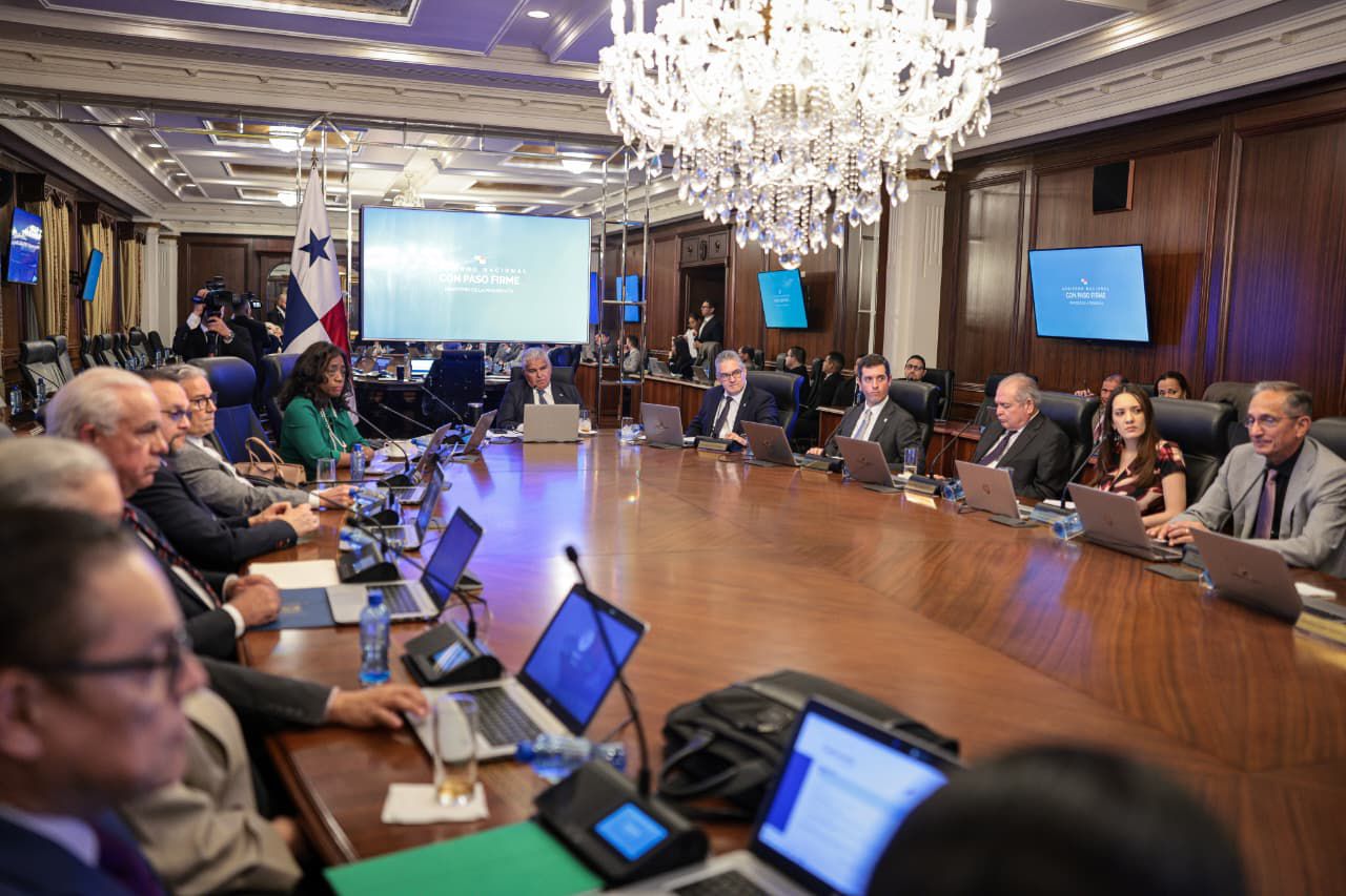 Gabinete aprueba ajustes al Presupuesto General del Estado 2026 por $34,901 millones