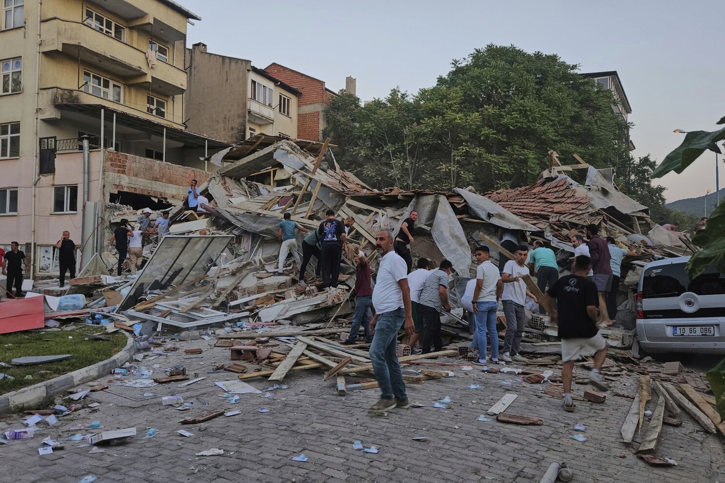 Terremoto de magnitud 6.1 sacude Turquía sin víctimas confirmadas