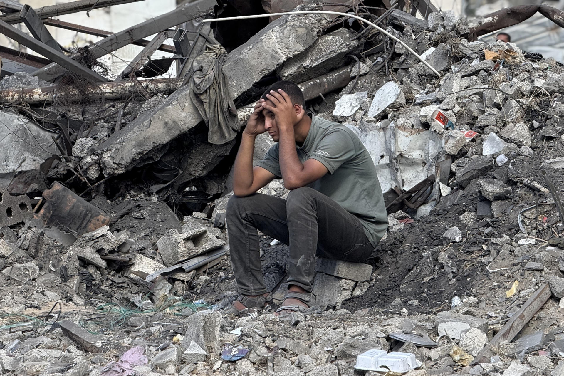 HRW denuncia crímenes de guerra de Israel por el desplazamiento de 32,000 palestinos en Cisjordania